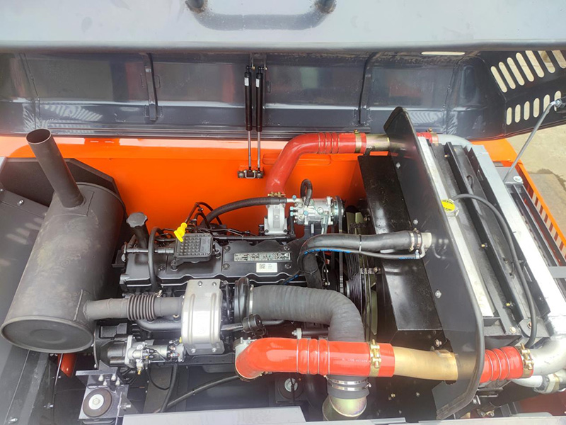 23 tonnás kotrógép