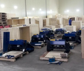 Tondeuse à gazon télécommandée