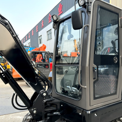 Mini-pelle de 3,5 tonnes