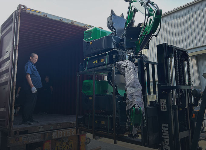 SKONTAKTUJ SIĘ Z NAMI