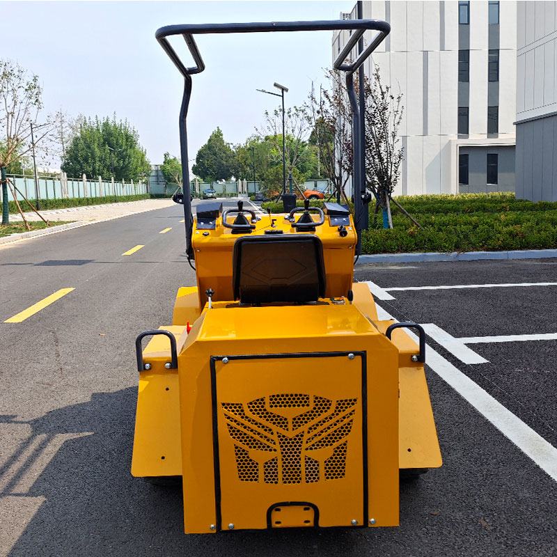 Budowlana mini ładowarka kołowa