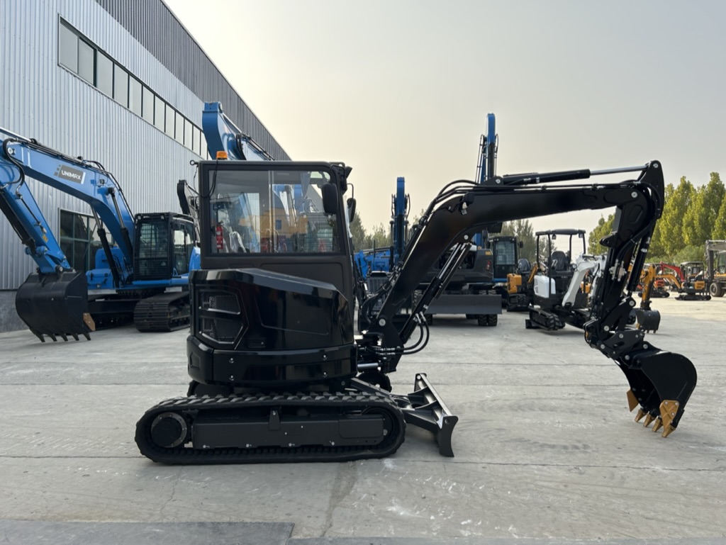 Minikoparka 3,5 tony