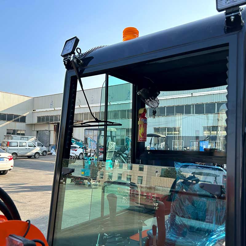 Minikoparka 1t z kabiną