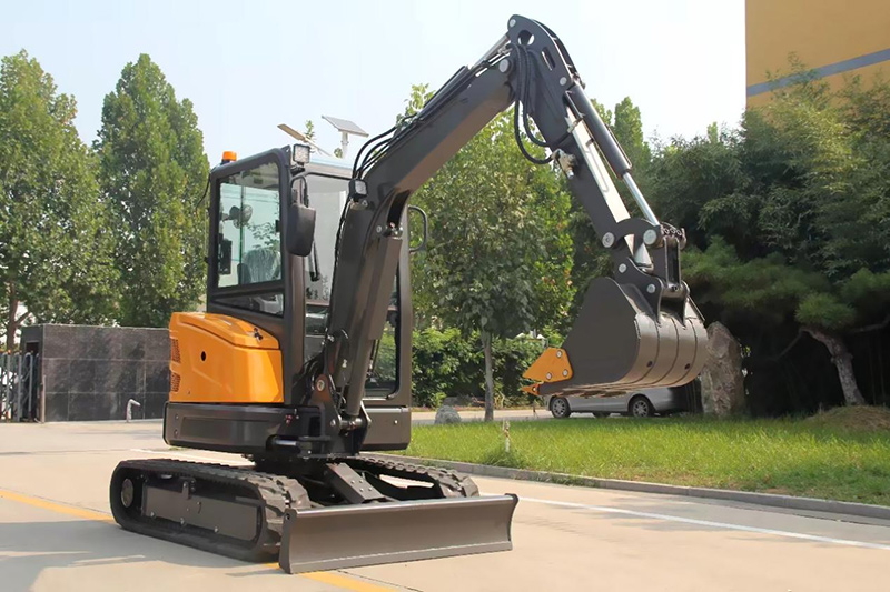 Koparka 2,7 tony AWY27